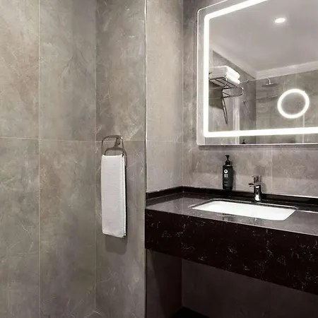 Ramada Encore Sisli *