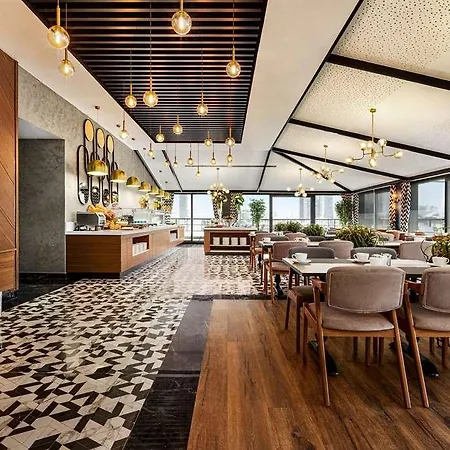 Ramada Encore Sisli Hotell