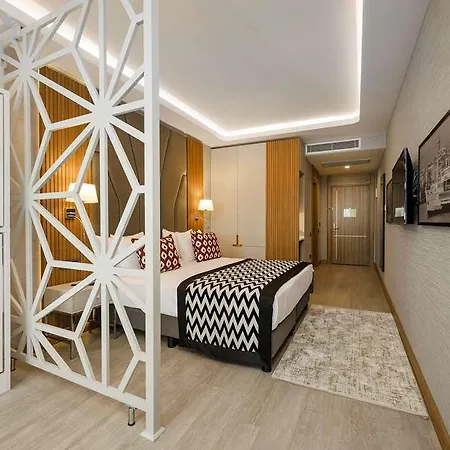 Hotel Ramada Encore Sisli *