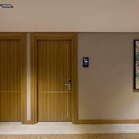 Ramada Encore Sisli Ξενοδοχείο
