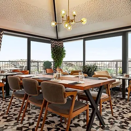 Ramada Encore Sisli *